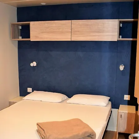 Free Camping 3*